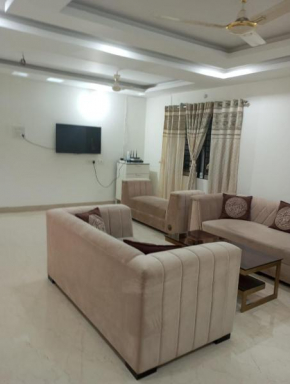 Banjara hills rd 12 , 2 bhk fully furnished Royal Suites Private Building